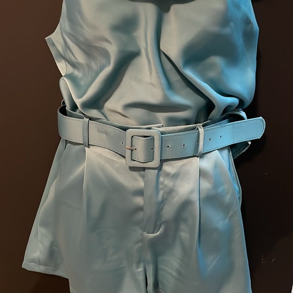 Satin Two-Piece Shorts Set - Picture 3 of 8